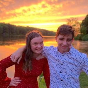 Meet your Posher, Chloe